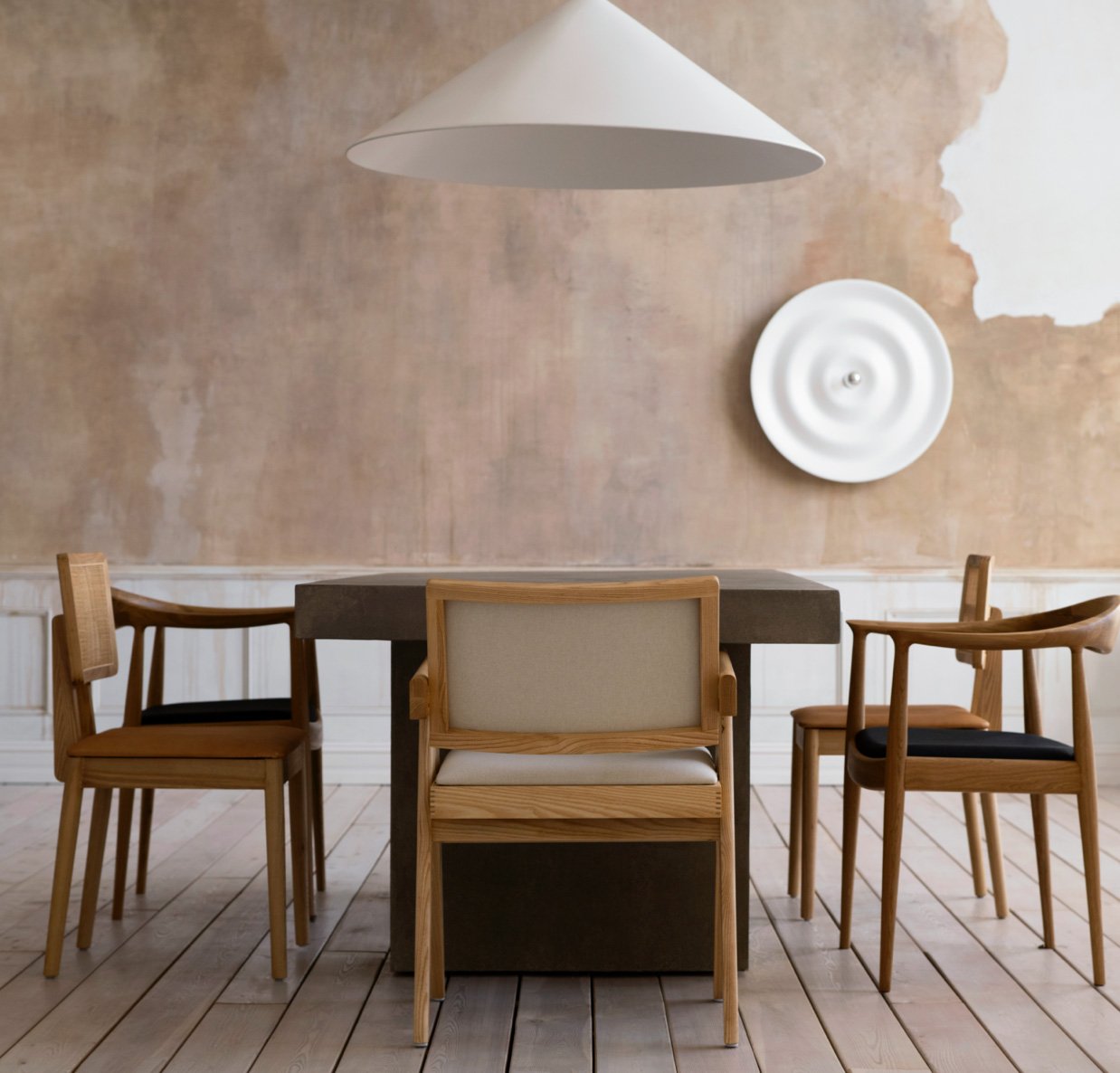 Villa interior painting with a smooth feature wall
